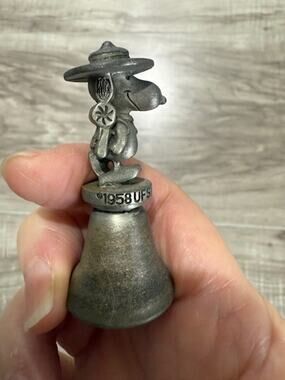 VTG Knott's Berry Farm Snoopy Pewter Bell 1958
